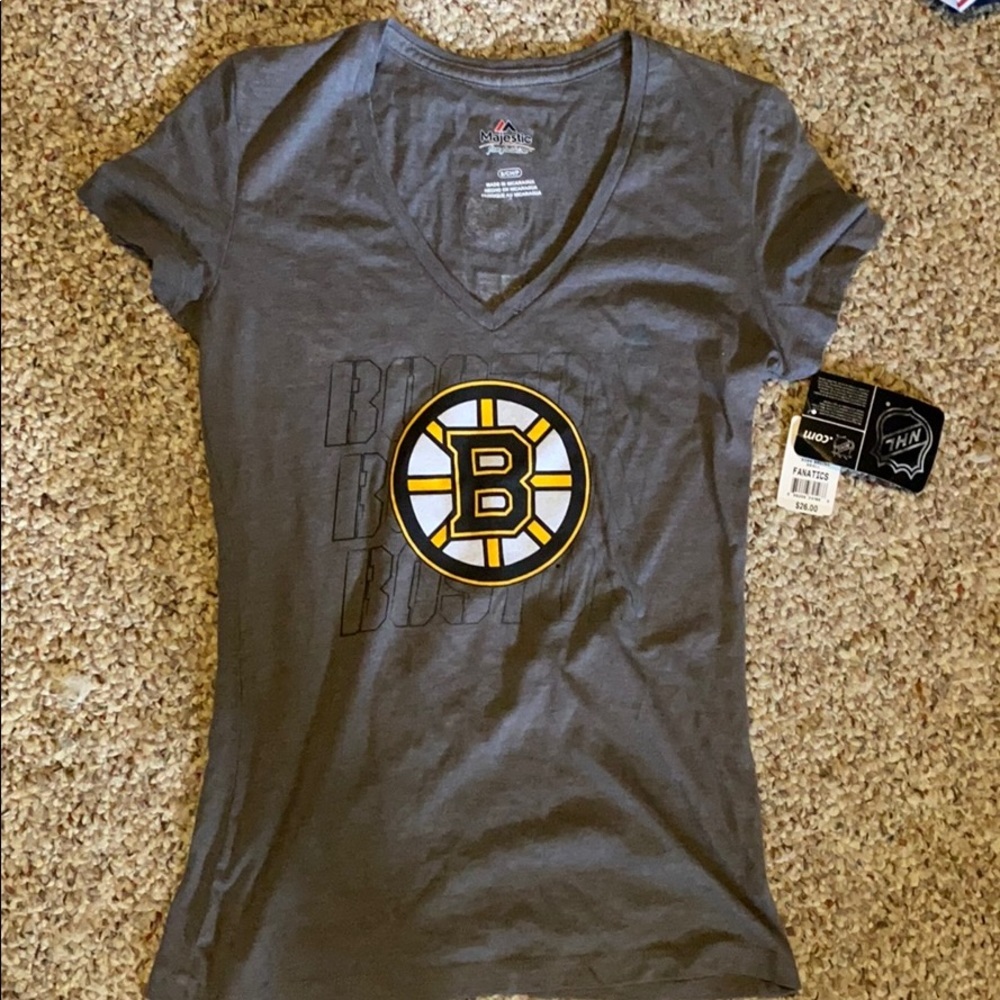 Women’s Bruins Shirt, V-neck, Small, NWT